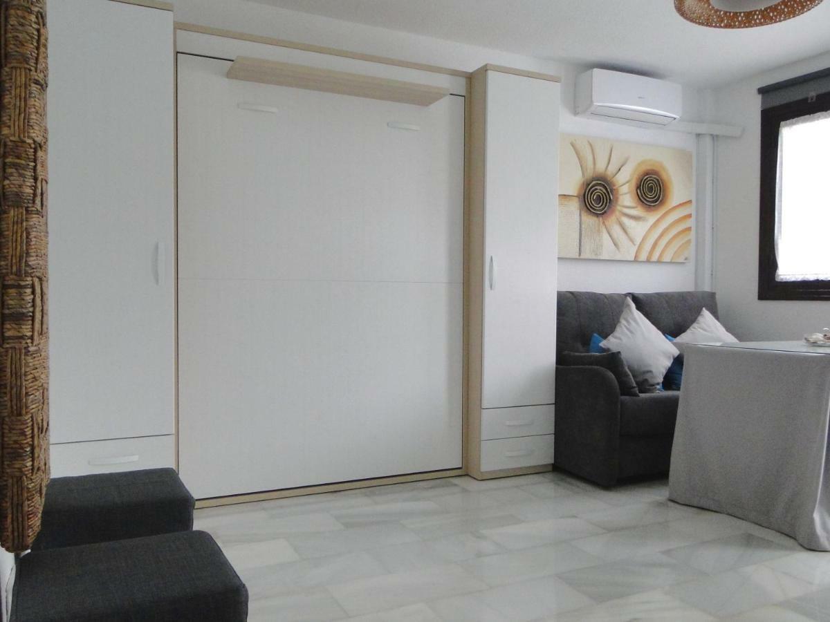 Pueblo Blanco Apartment Benalmadena Exterior photo
